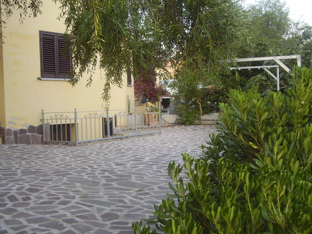 Villa Dettori San Teodoro  Exterior photo