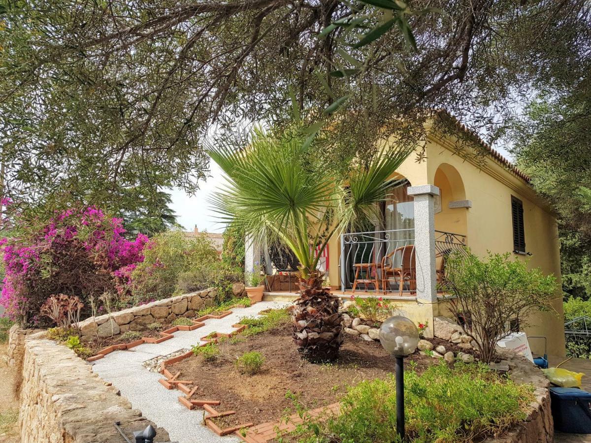 Villa Dettori San Teodoro  Exterior photo